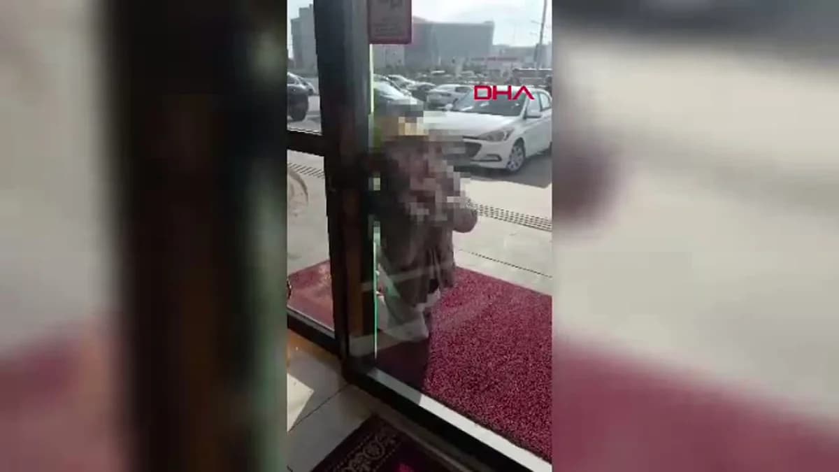 Kayseri’de Eczaneye Taşlı Saldırı: Fark Ücretine İtiraz Eden Kadın Kamerada