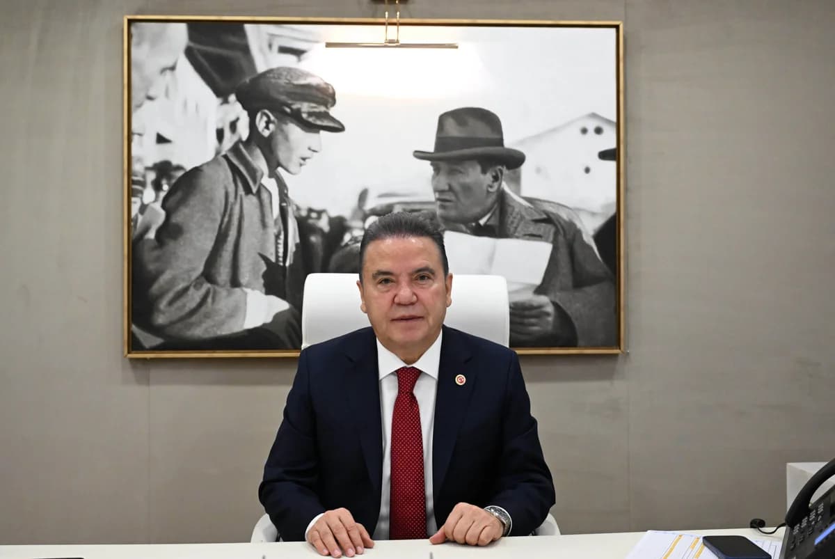 Muhittin Böcek’ten Çarpıcı Savunma: ‘Müştekiler Korkularından Hakkımda İsnatta Bulundular’