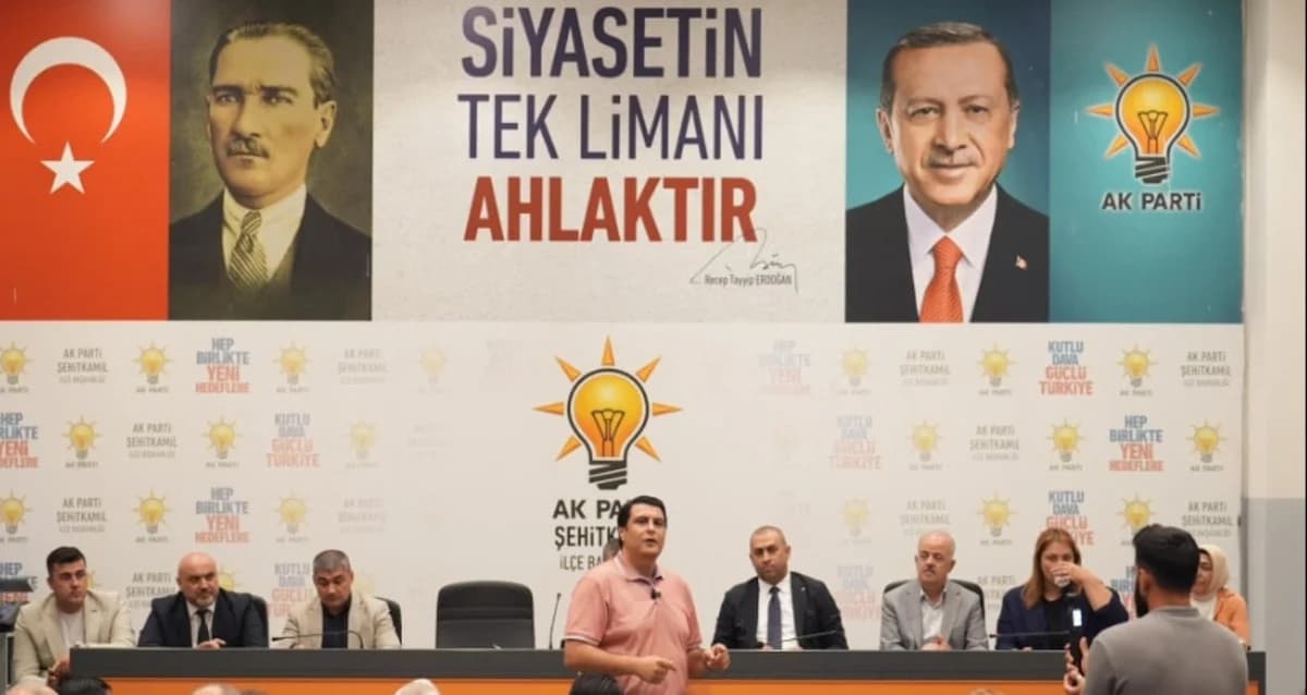 Umut Yılmaz’ın AKP’ye Dönüş Konuşması Sosyal Medyayı Salladı