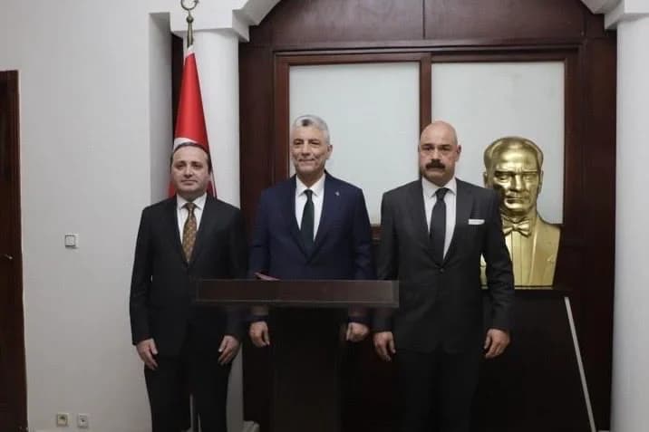 Ticaret Bakanı Ömer Bolat, Kamerun’da Ticaret Bakanları Toplantısı İçin Bulundu