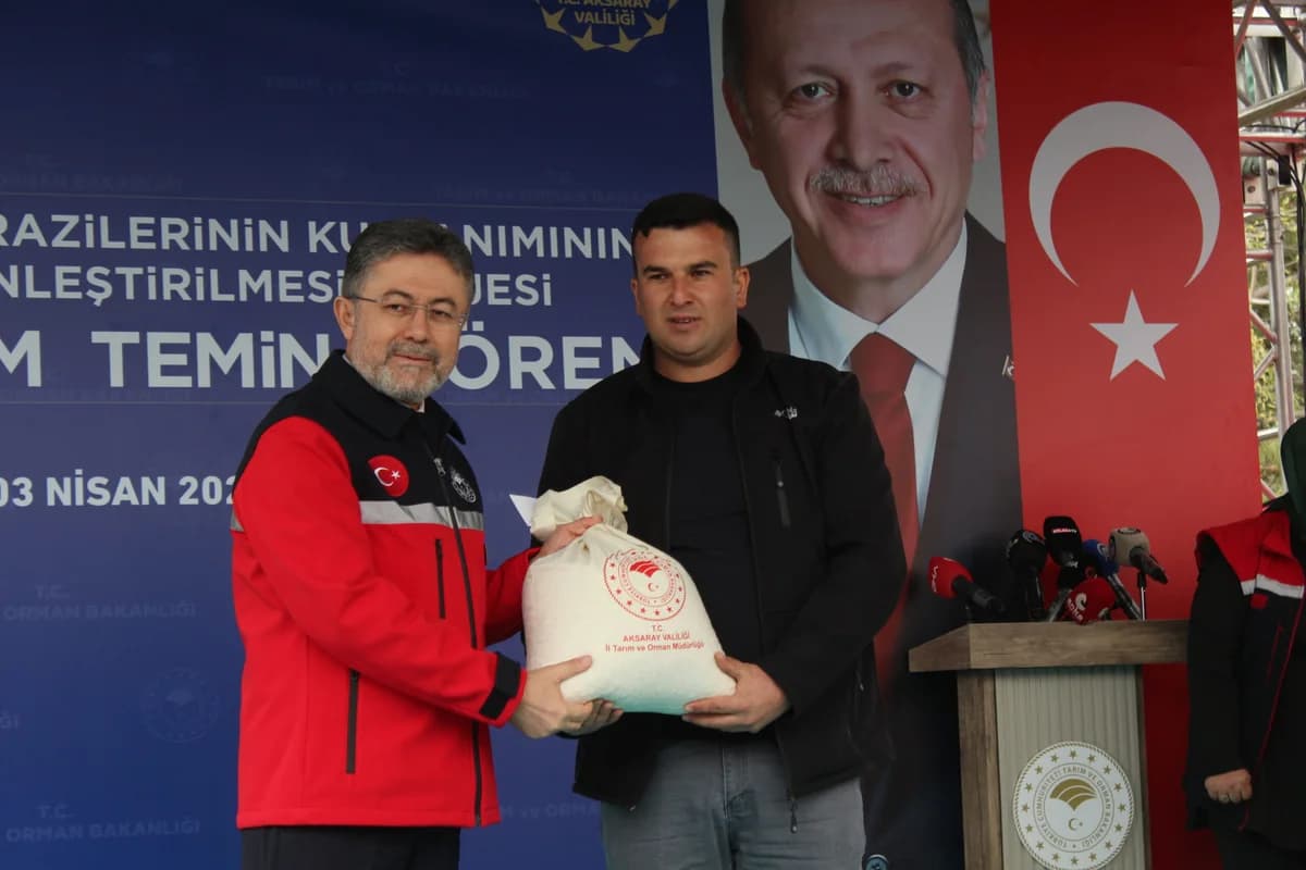 Bakan Yumaklı’dan Tohum Üretimi Müjdesi: 17,2 Milyar Lira Destek Hesaplarda