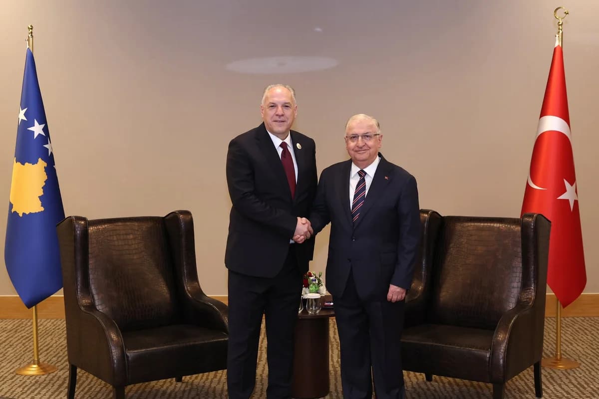 Bakan Güler, Kosova’nın Başbakan Yardımcısı Damka ile Antalya’da Buluştu