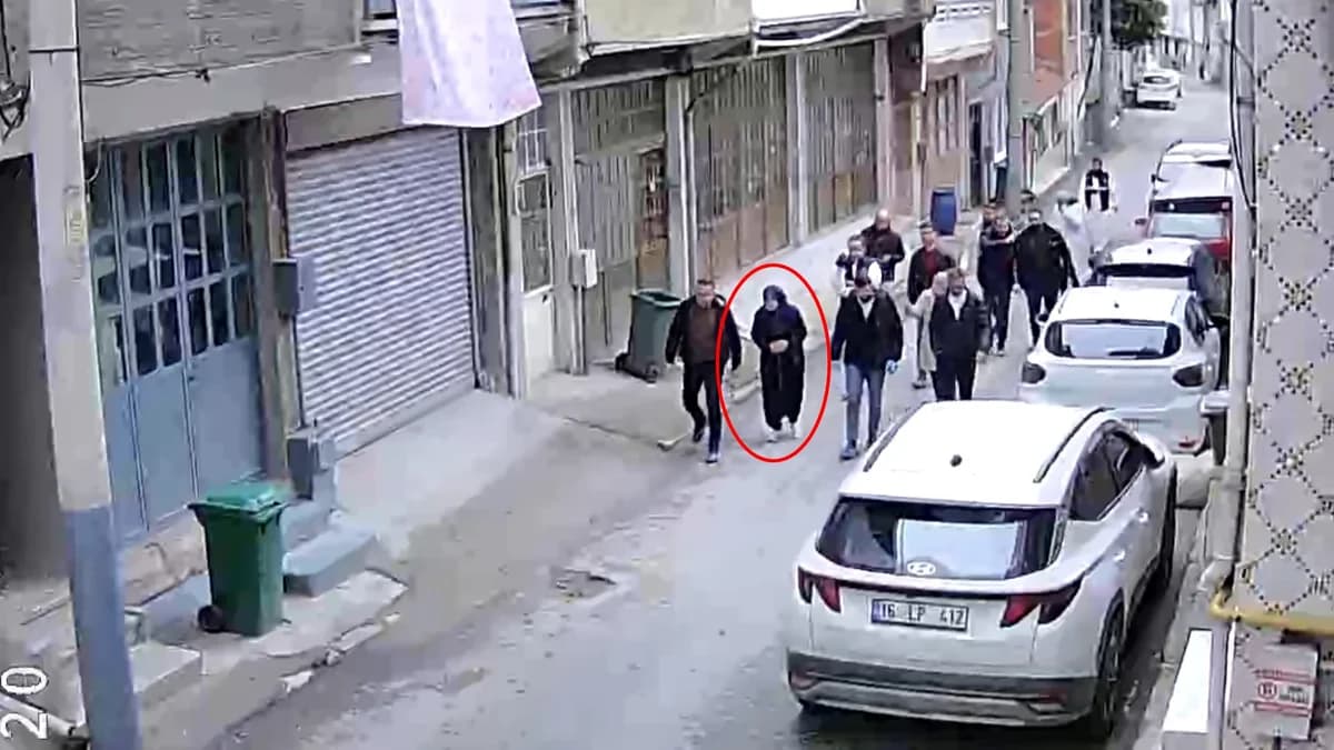 Bursa’da Şok Edici Cinayet: Eşinin Cesedini Parçalayıp Çöp Kutularına Attı