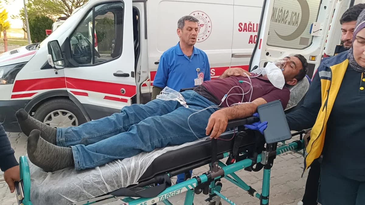 Besni’de Kanlı Kavga: Husumetli Komşular Bıçaklaştı, 4 Yaralı