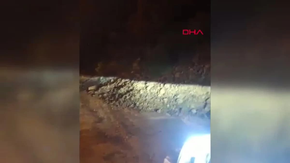 Mudanya’da Heyelan Sonrası Kapanan Yol Yeniden Trafiğe Açıldı