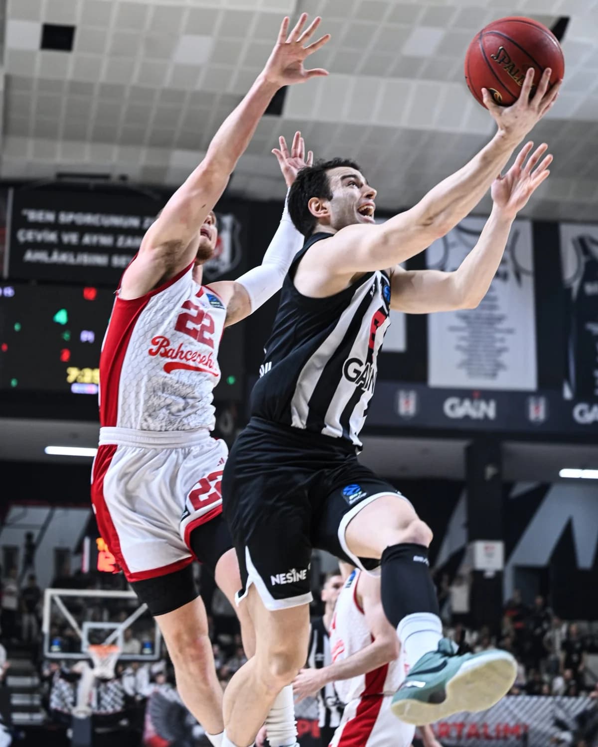 Beşiktaş GAİN, Bahçeşehir Koleji’ni 91-72 Yenerek Yarı Finale İyi Başladı