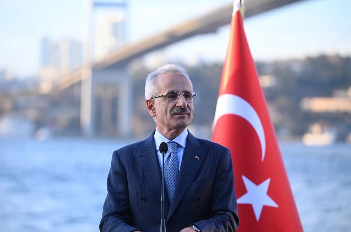 Bakan Uraloğlu’ndan Denizcilik Sektörüne 7,5 Milyon Ton Yakıt Desteği