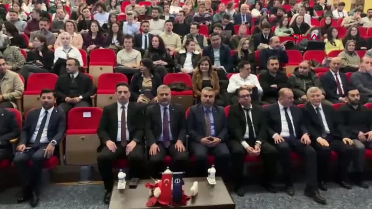 Anadolu Üniversitesi’nde Dijital Habercilik ve Yapay Zeka Eğitimi Düzenlendi