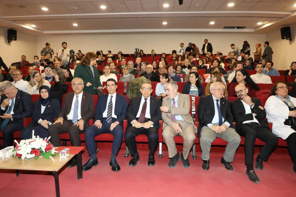 Ankara’da Dünya Tüberküloz Günü Sempozyumu Düzenlendi