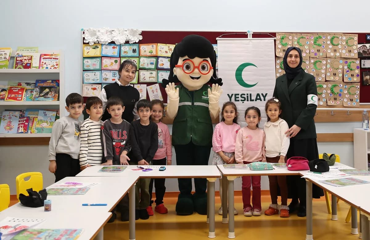 Yeşilay’dan Okullarda Bağımlılıklara Karşı Farkındalık Dersi