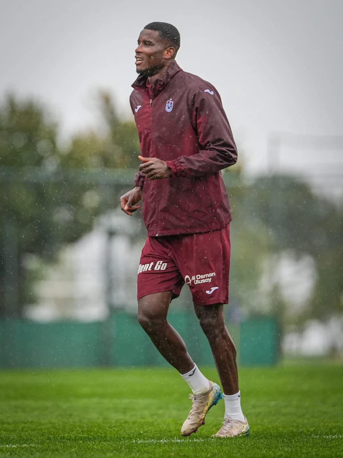 Trabzonspor’da Paul Onuachu Alanyaspor Maç Kadrosundan Çıkarıldı
