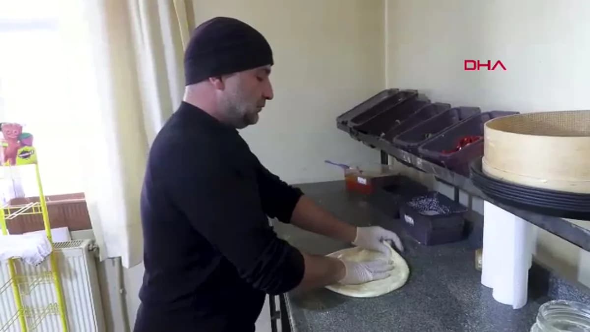 Yazılımcı Klavyeyi Bıraktı, Merdaneyi El Aldı: Bayburt’ta Pizzacıya Dönüşen İlham Veren Hikaye