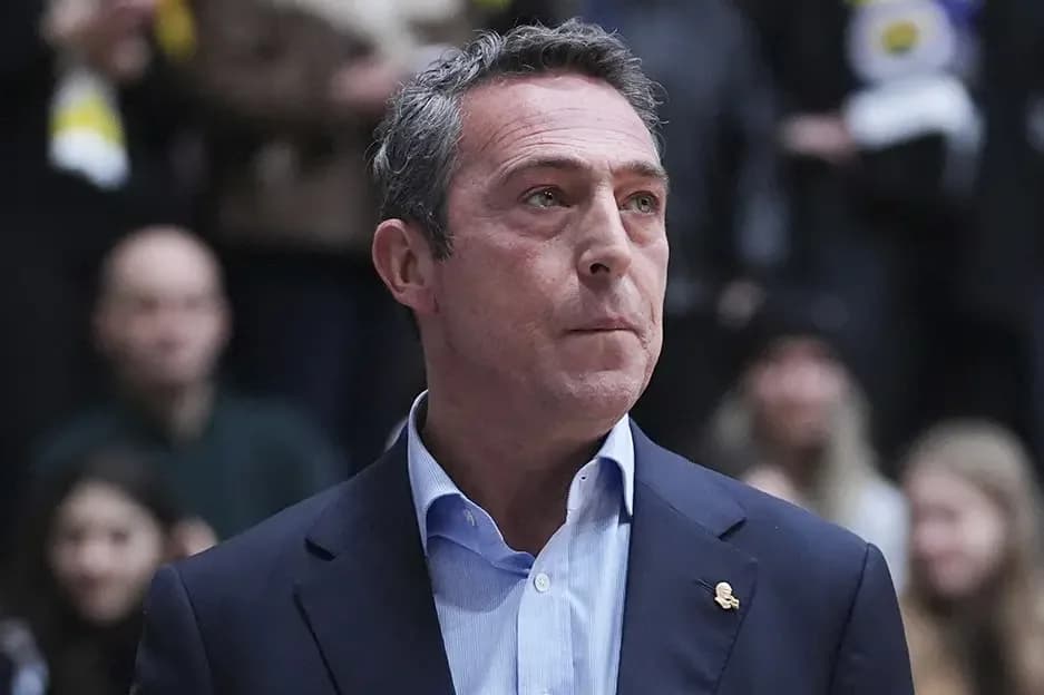 Fenerbahçe’de Teknik Direktör Belirsizliği Sona Eriyor: İşte Yeni Adaylar!