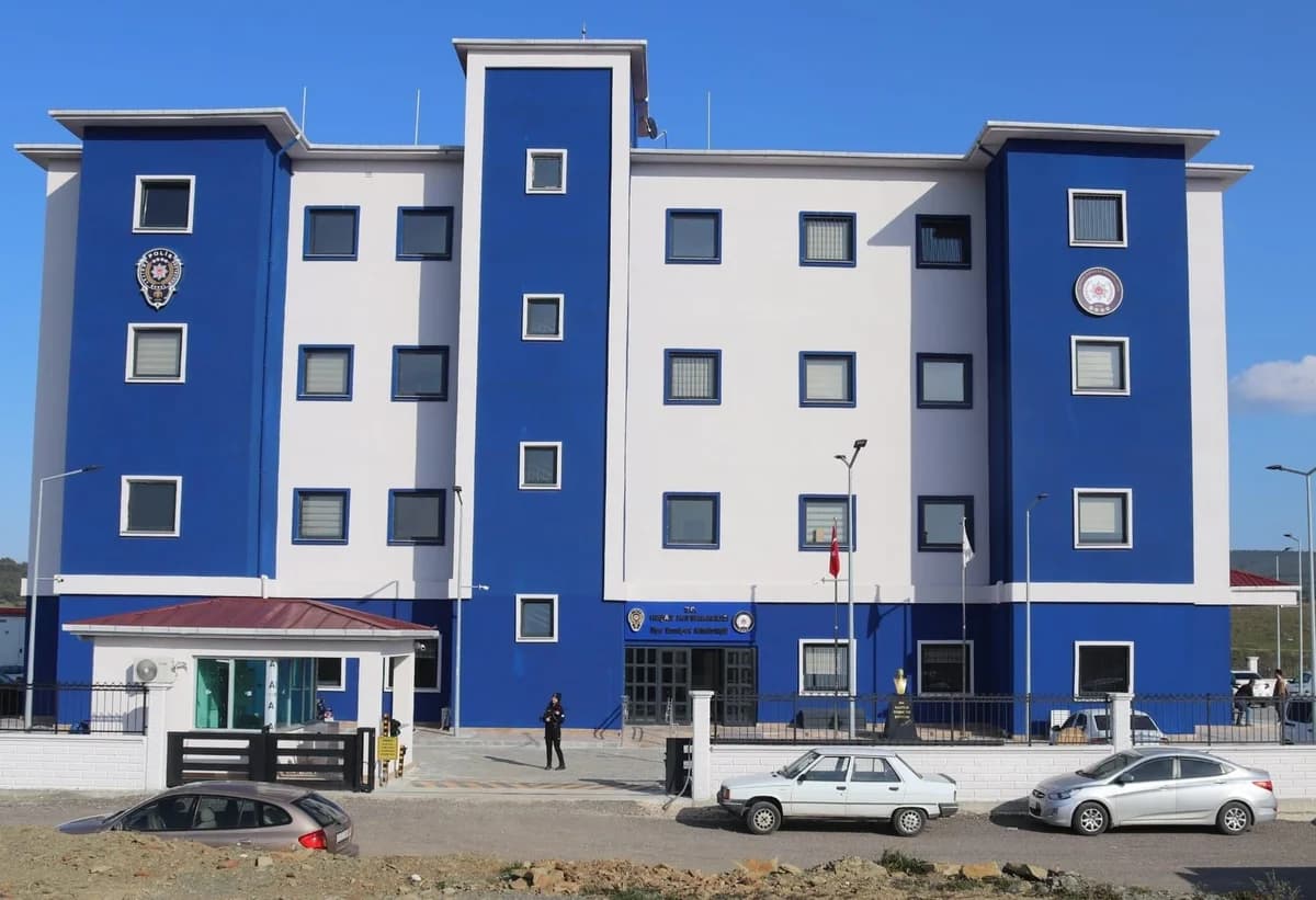 Ehliyetsiz ve Plakasız Motosikletle Emniyete Gelen Sürücüye 86 Bin Lira Ceza