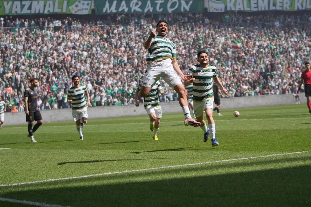 Bursaspor, Şampiyonluğunu İlan Ederek 1. Lig’e Yükseldi