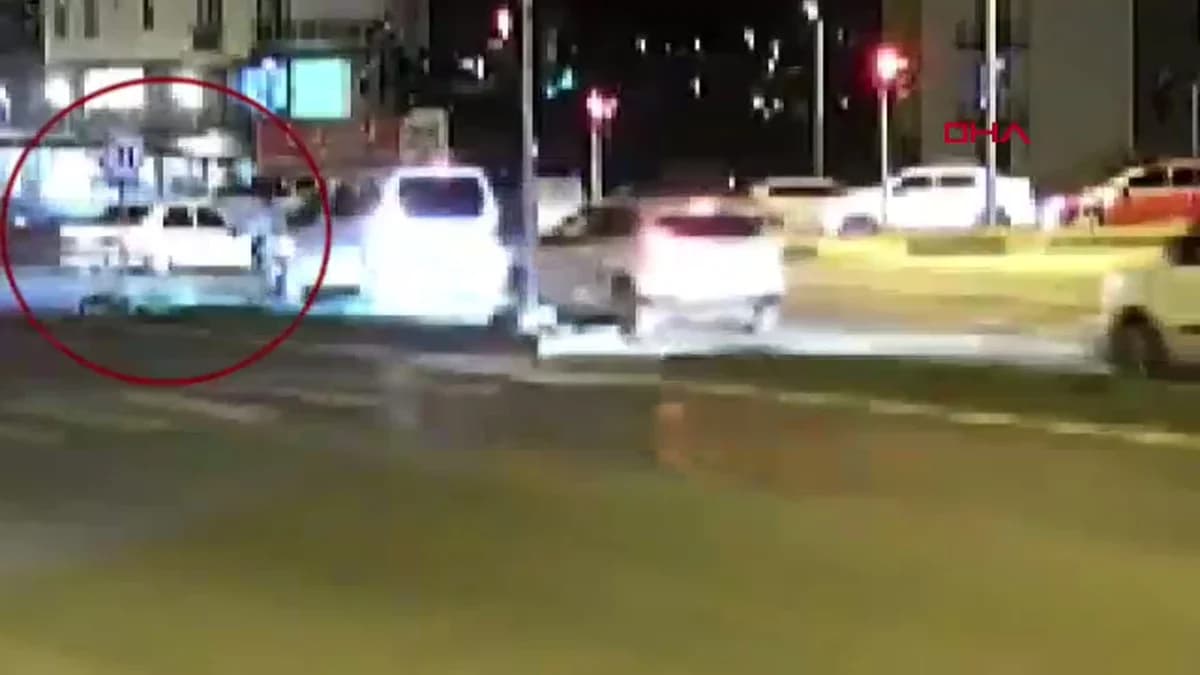 Kırmızı Işıkta Facia: Zonguldak’ta Kafa Kafaya Çarpışma Kamerada