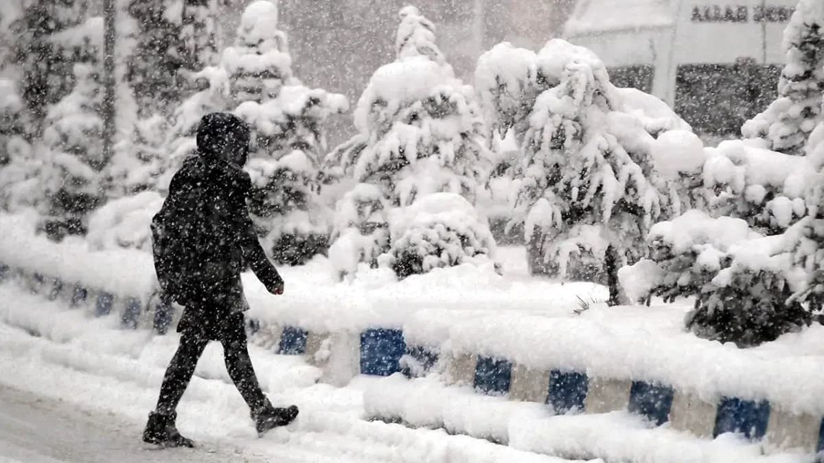 Meteoroloji 53 şehir için sarı kodlu kar uyarısı yaptı