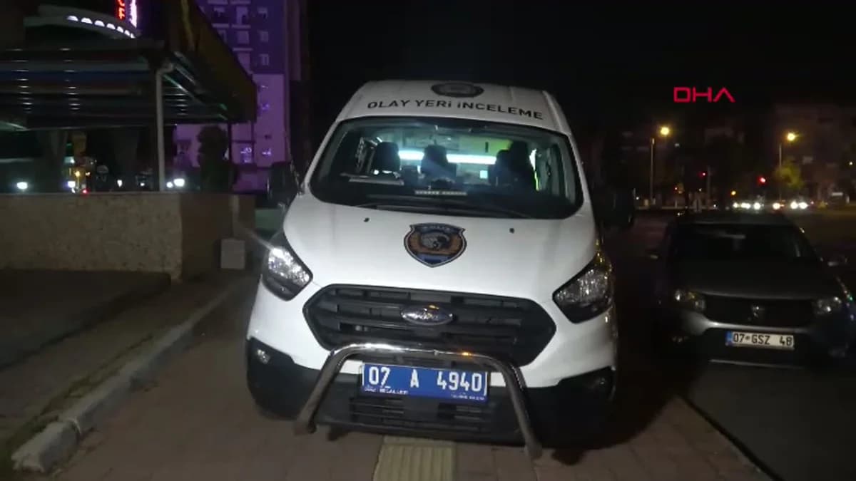 Antalya’da Yol Kenarında Gizemli Ölüm