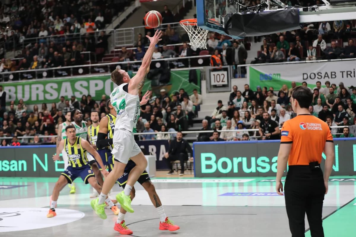 Bursaspor, Fenerbahçe Beko’yu Uzatmada 89-83 Yendi