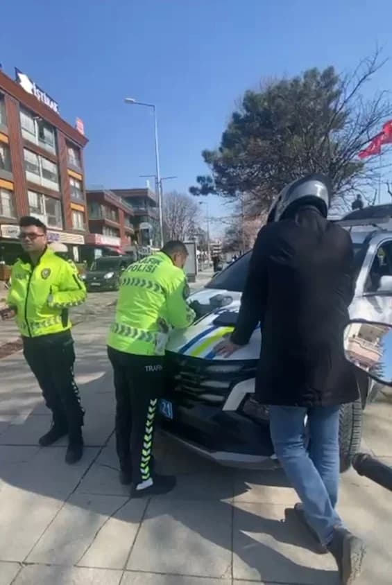 Motosiklet Sürücüsüne ‘Dur’ İhtarı Sonrası 244 Bin TL Ceza