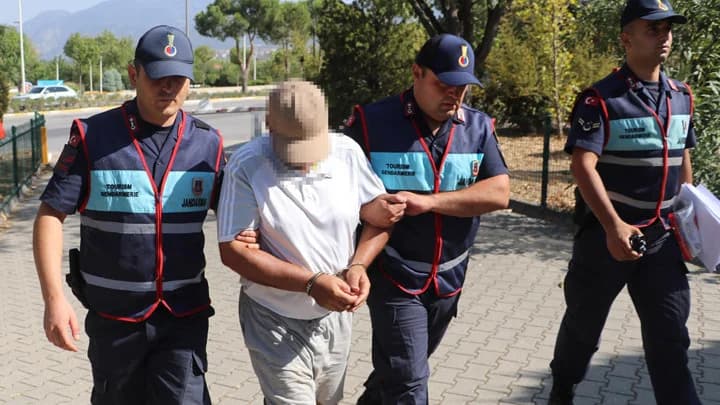 Pamukkale’de Jandarma Devriyesi Şüpheli Turist Görüntülerini Ortaya Çıkardı