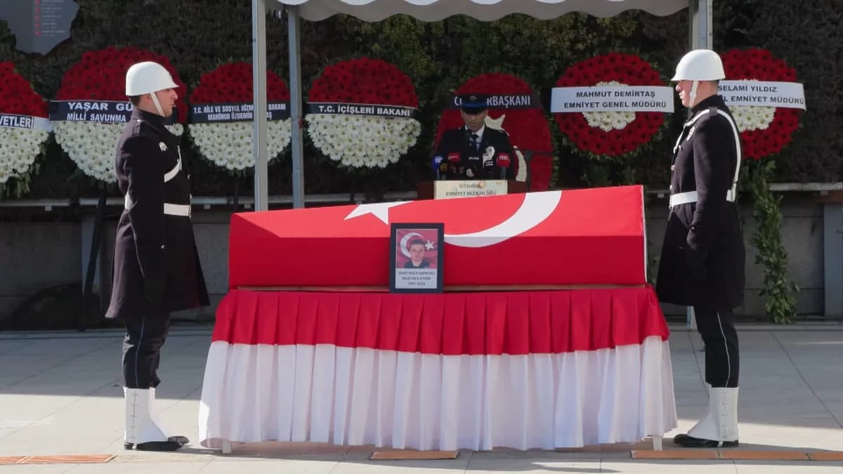 İstanbul’da Şehit Polis Memuru Mustafa Aydın İçin Anma Töreni Düzenlendi