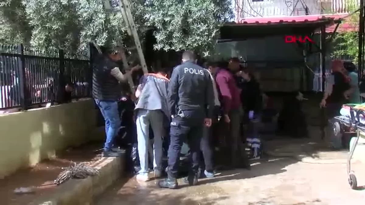 Antalya’da Foseptiğe Düşen Çocuk Kurtarıldı