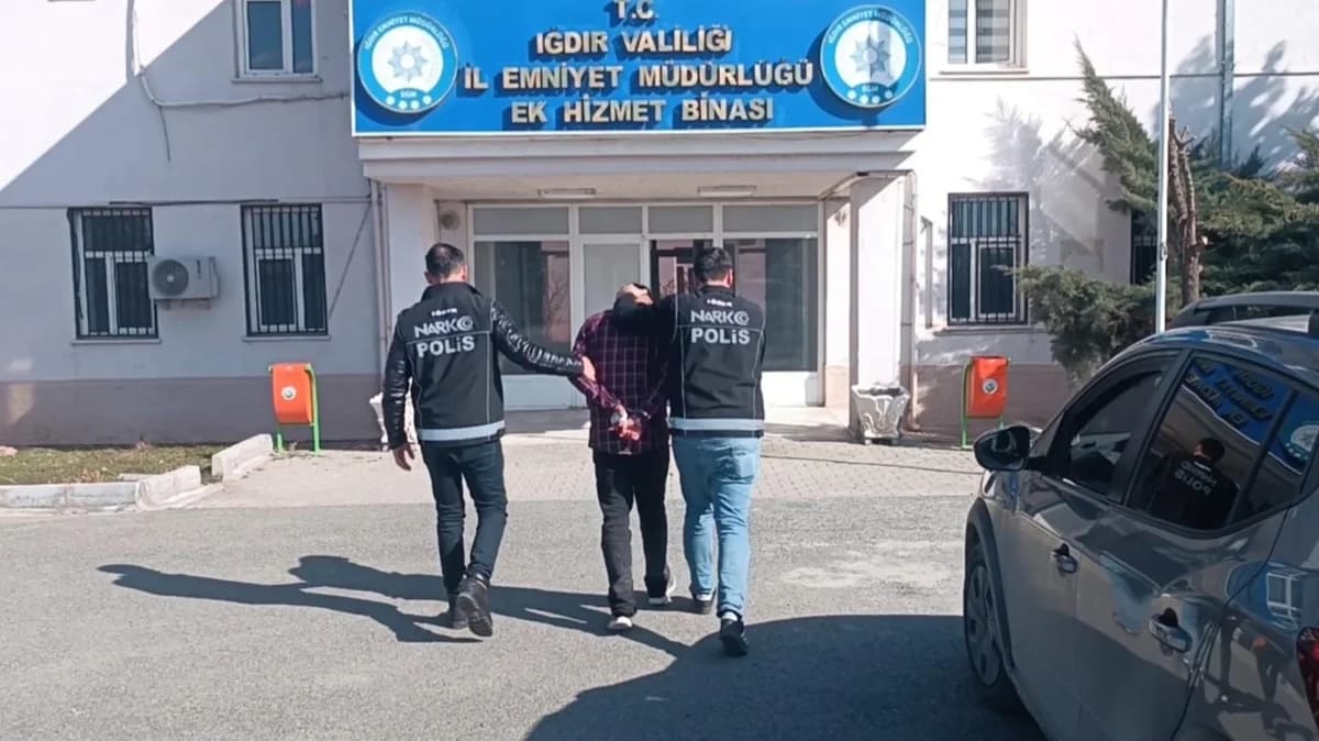 20 Yıl Hapis Ceza İle Aranan V.G., İran’dan Türkiye’ye Kaçak Geçerken Yakalandı