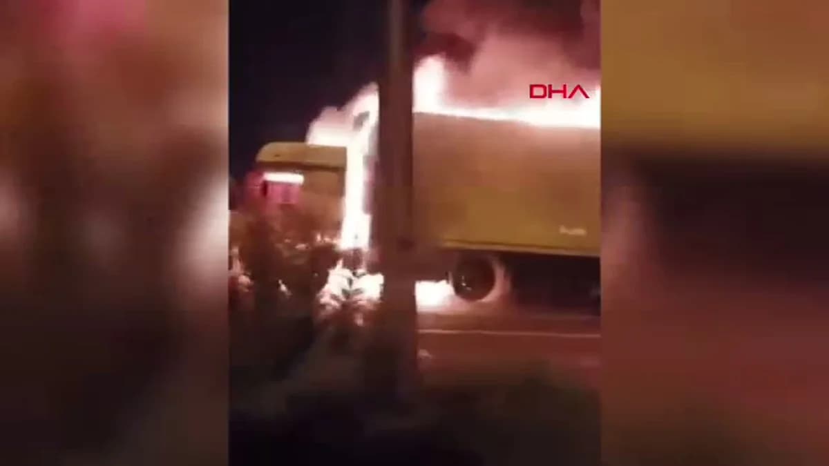 Diyarbakır’da Seyir Halindeki TIR alev alev yandı; O Anlar Görüntülendi