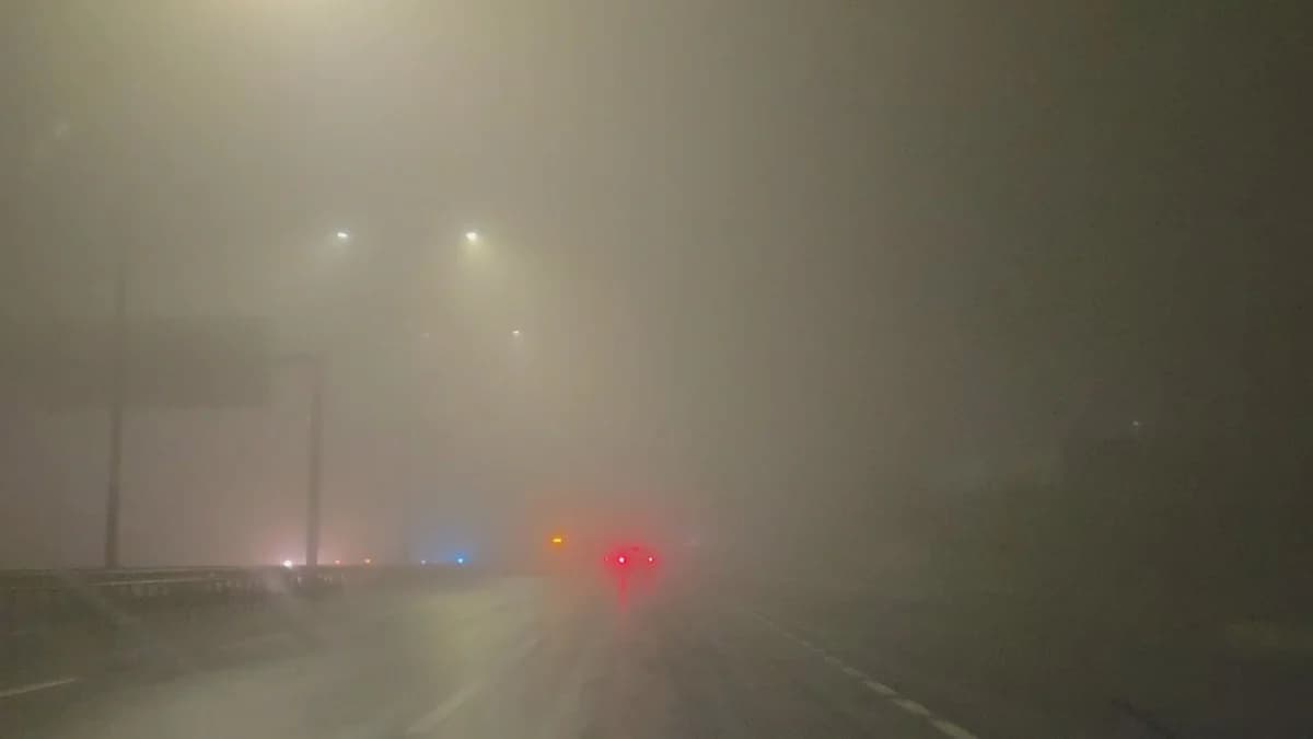 İstanbul’da Gece Sis Etkili Oluyor
