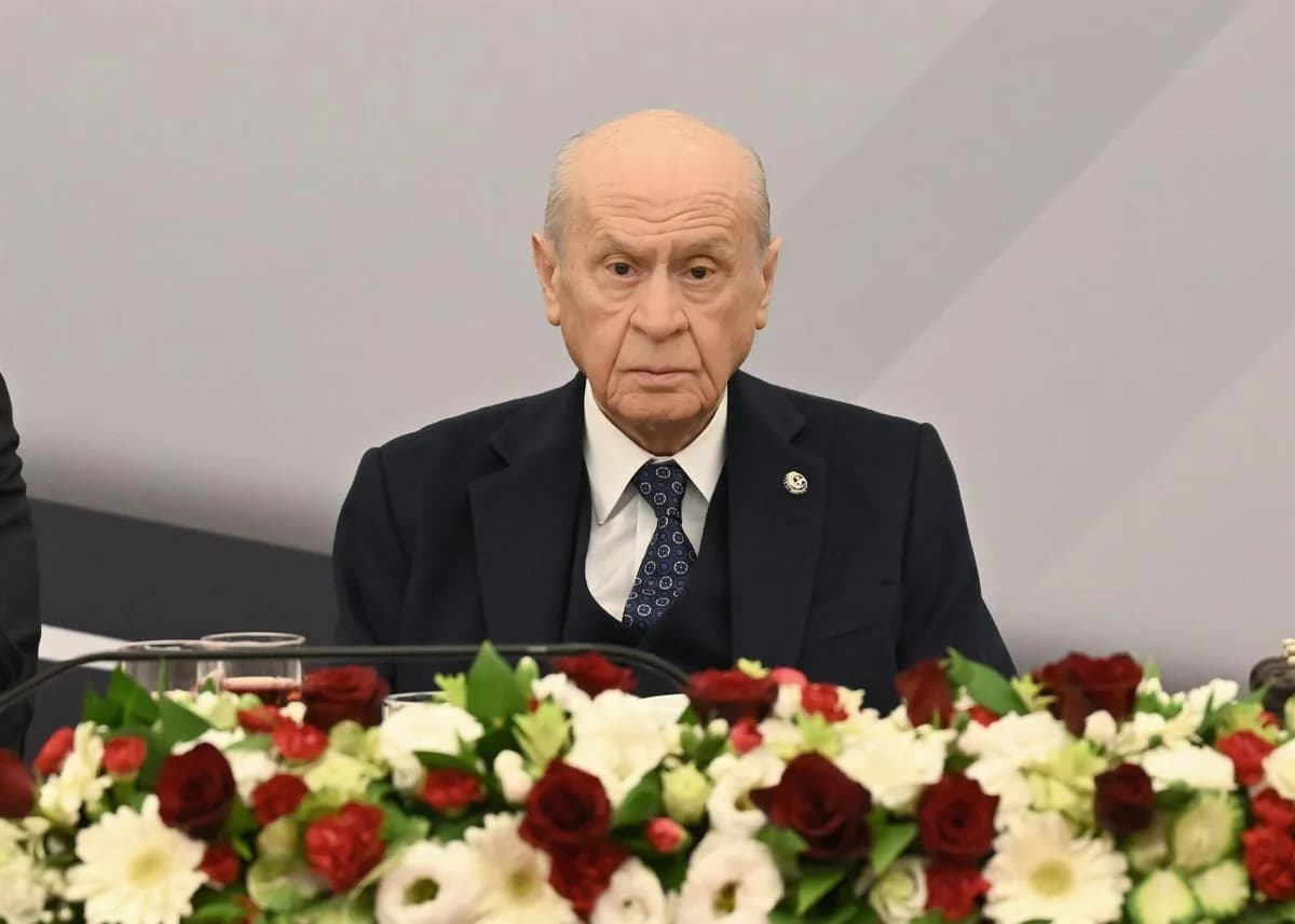 Devlet Bahçeli: ABD ve İsrail İran’dan Çekilmelidir