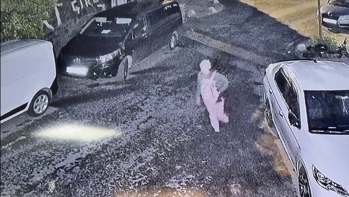 Kağıthane’de Dehşet Anları: Kadın Doktor Terasdan Düştü, Hayati Tehlikesi Devam Ediyor