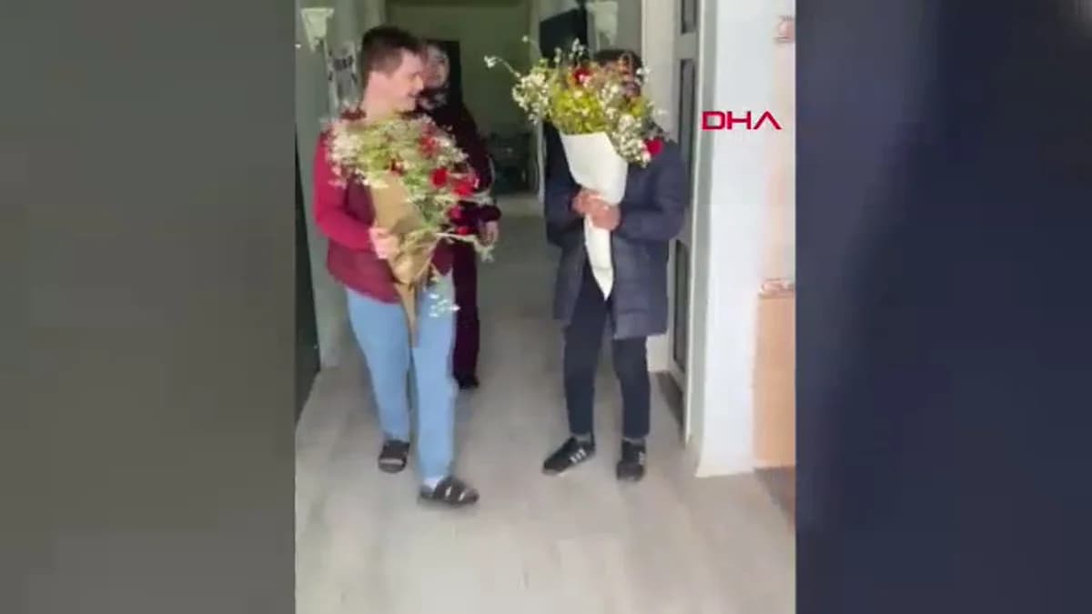 Osmaniye’de Özel Öğrencilerden Polislere Çiçekli Teşekkür