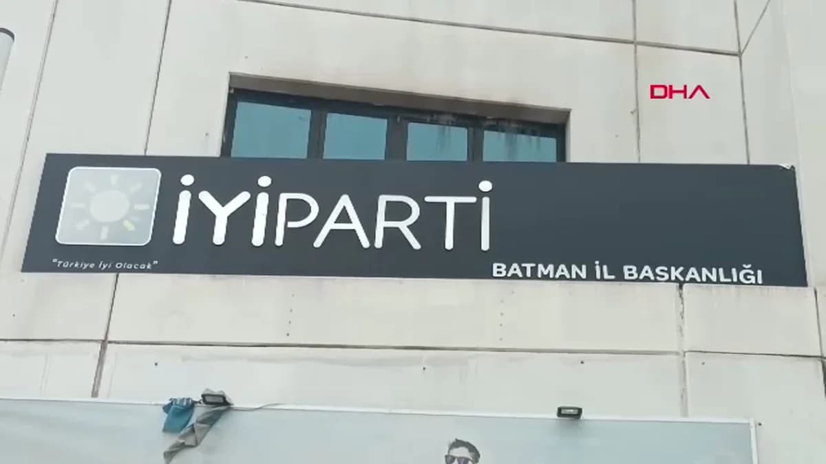Dervişoğlu: İran Halkı Geleceğini Kendisi Belirlemeli