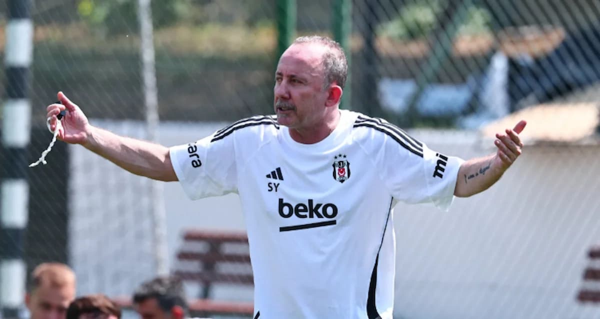 Sergen Yalçın’dan Beşiktaş’ta Şok Karar: 3 Futbolcu Gözden Çıkarıldı!