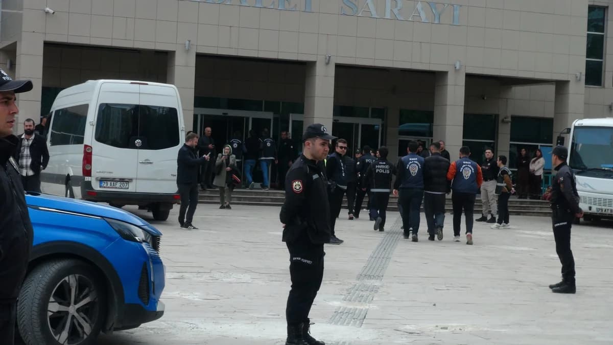 Kilis’te Bahis ve Kara Para Aklama Operasyonu: 23 Kişi Tutuklandı
