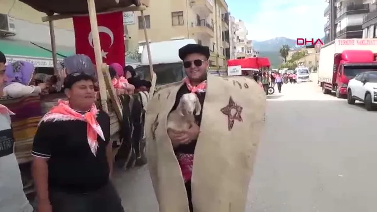 Yörük Kültürü Antalya’da 27. Kez Canlandı: Geleneksel Göç Canlandırması Büyük İlgi Gördü