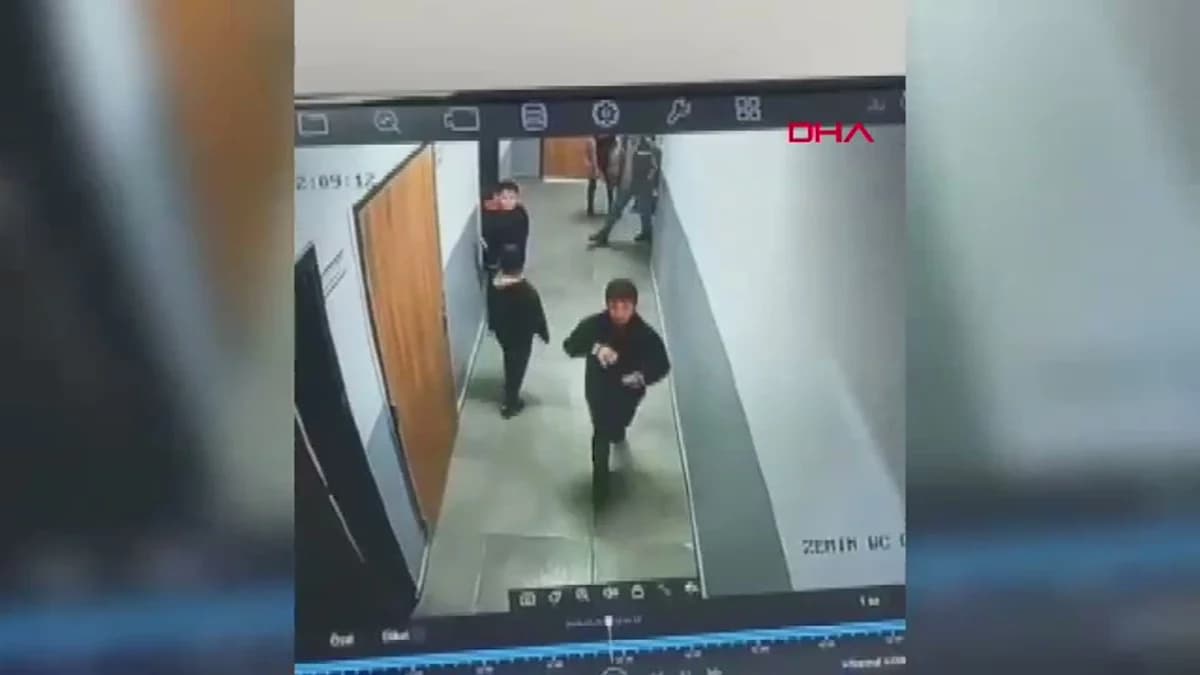 Van’da Veli Öğrenciyi Darbetti: Şiddet Anları Güvenlik Kamerasında