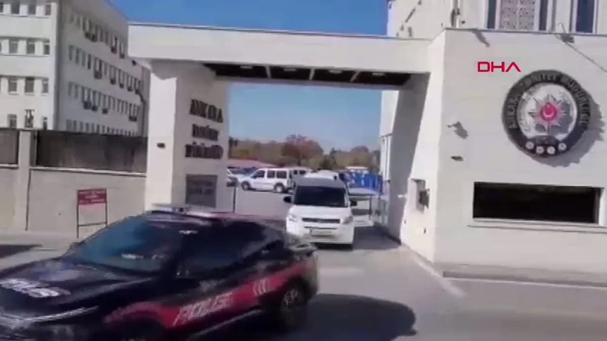 Ankara’da Sosyal Medya Çetelerine Darbe: 19 Gözaltı