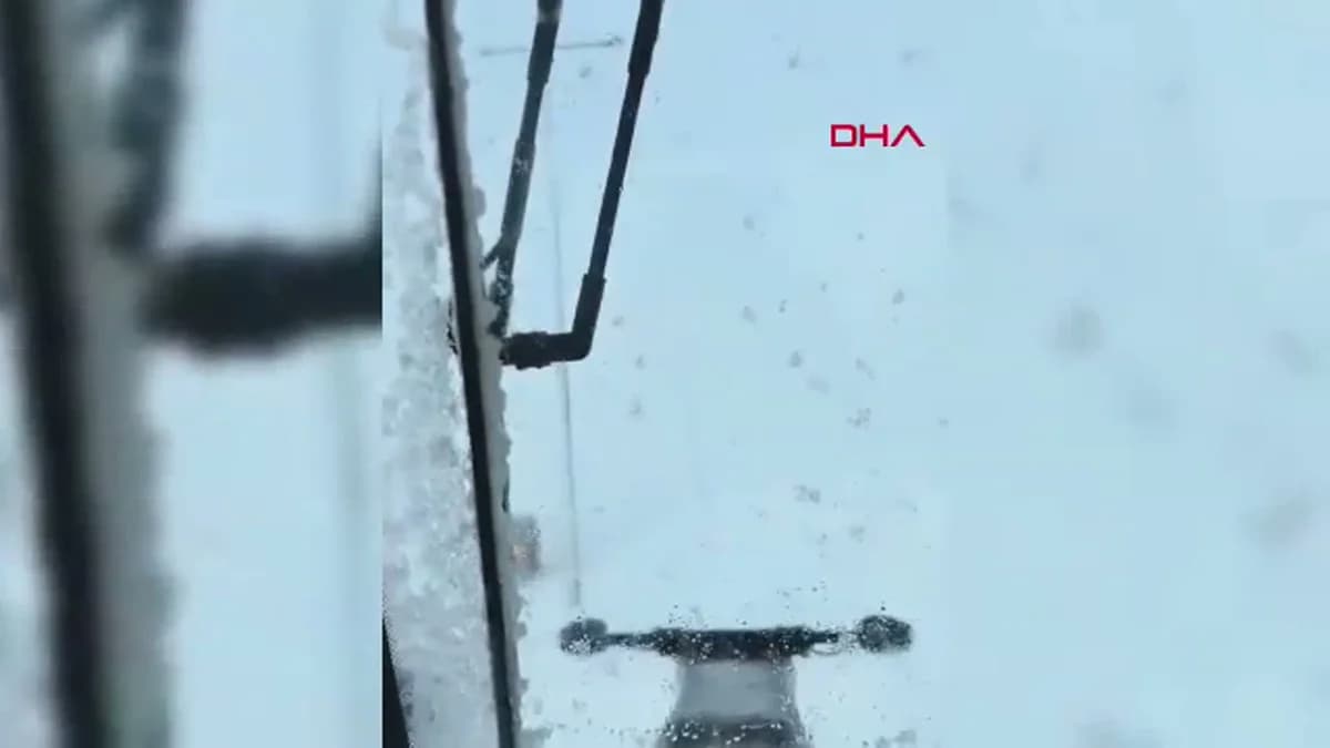 Bingöl-Karlıova’da 25 Köy Yolu Kar Yağışı Nedeniyle Kapatıldı