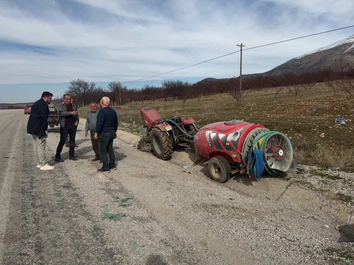 Malatya’da Traktör Devrildi: 2 Yaralı