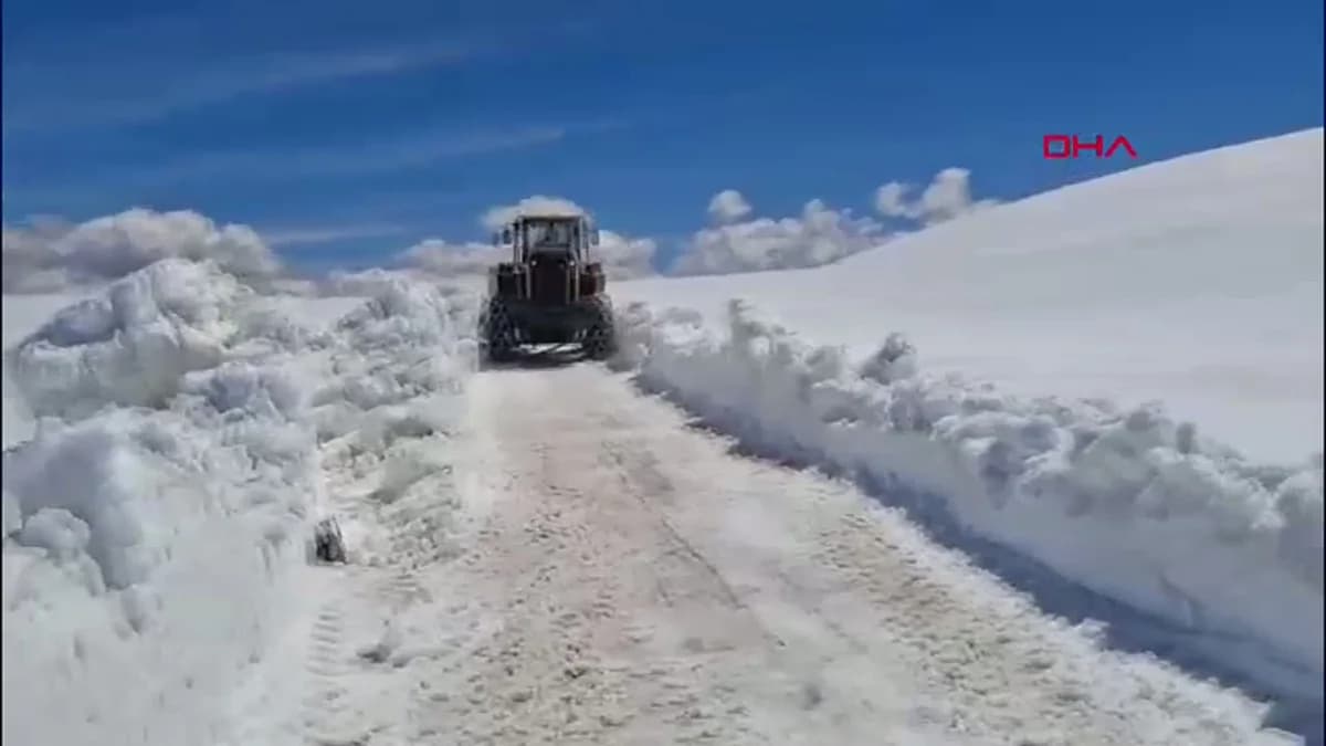 Kars’ta Kapanan Köy Yolları Yeniden Açılıyor