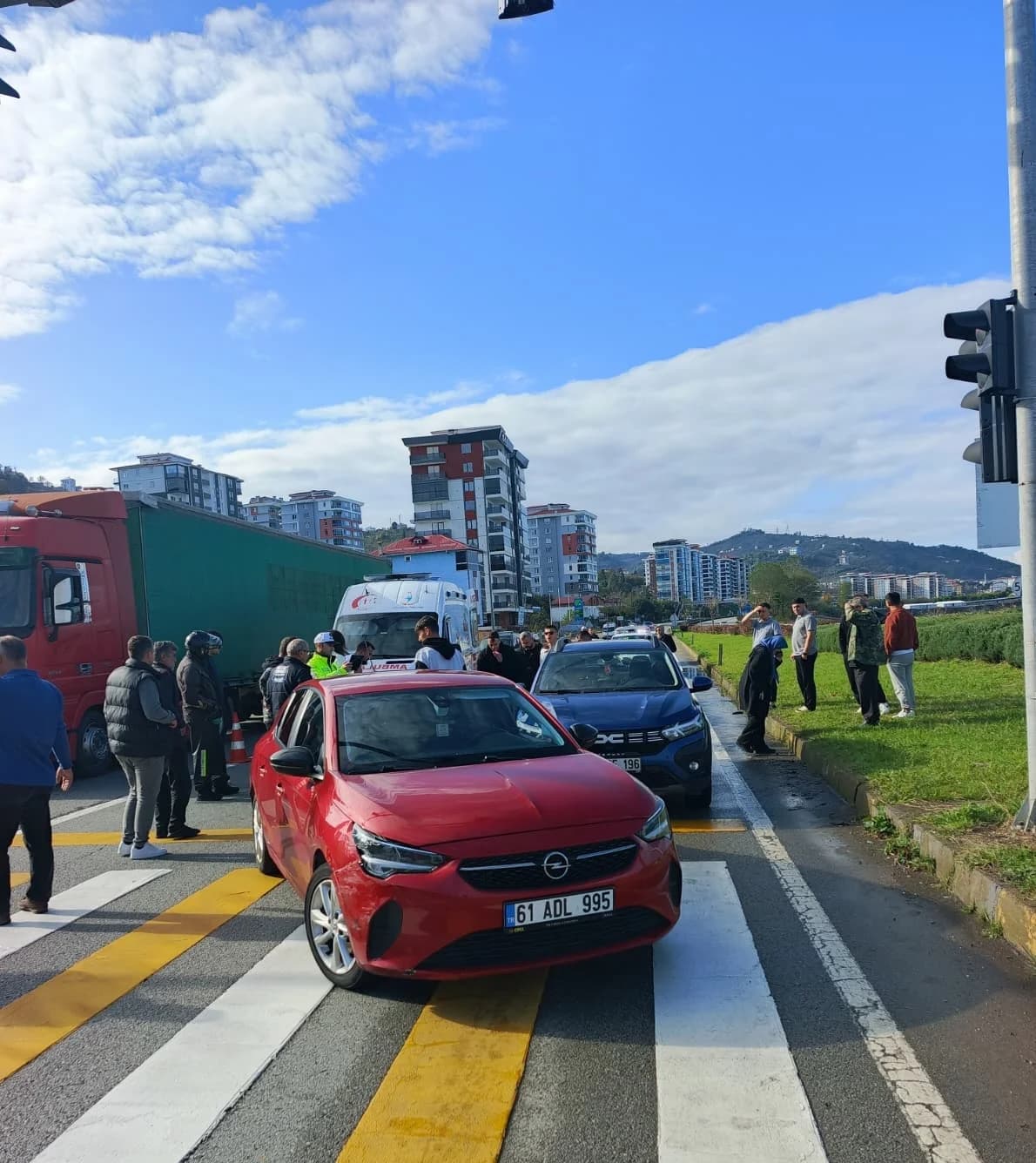 Trafik Kavgasında Emekli Öğretmenin Ölümü: Aileyi Öğrencisi Savundu