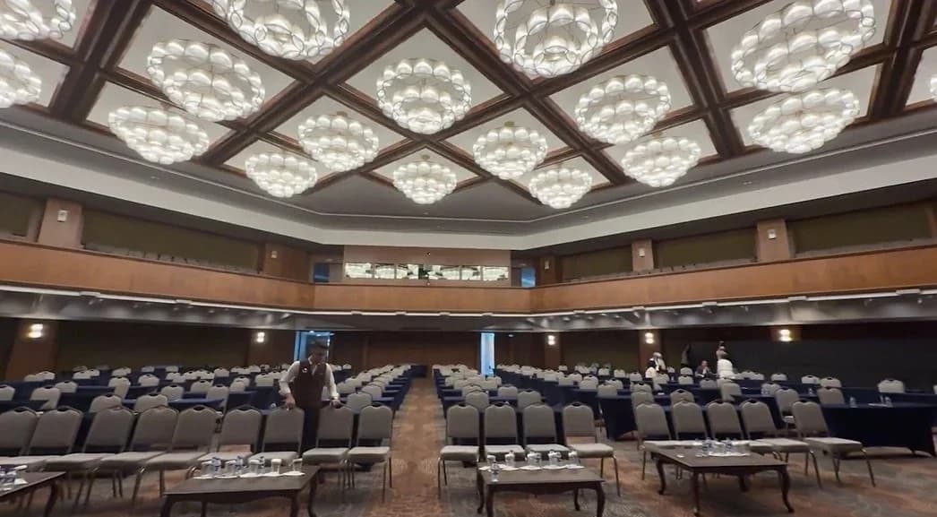 Fahrettin Altun gitti, Erdoğan konuşmaya hazırlanıyor