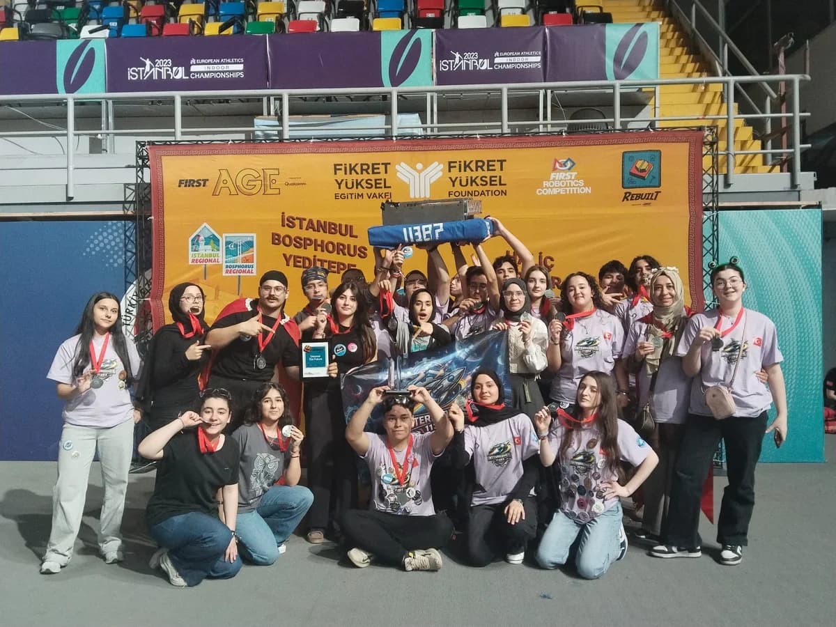 Bursa’dan Robot Teknolojisinde Büyük Başarı: Nuri Nihat Aslanoba Anadolu Lisesi Türkiye İkincisi!