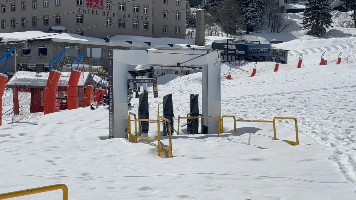 Uludağ’da Nisan Karı: 145 Santimetre, Ancak Tatilciler Yok