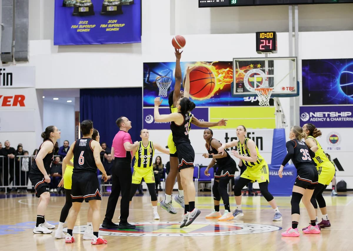 Fenerbahçe Opet, Çimsa ÇBK Mersin’i 73-62 ile Geçti