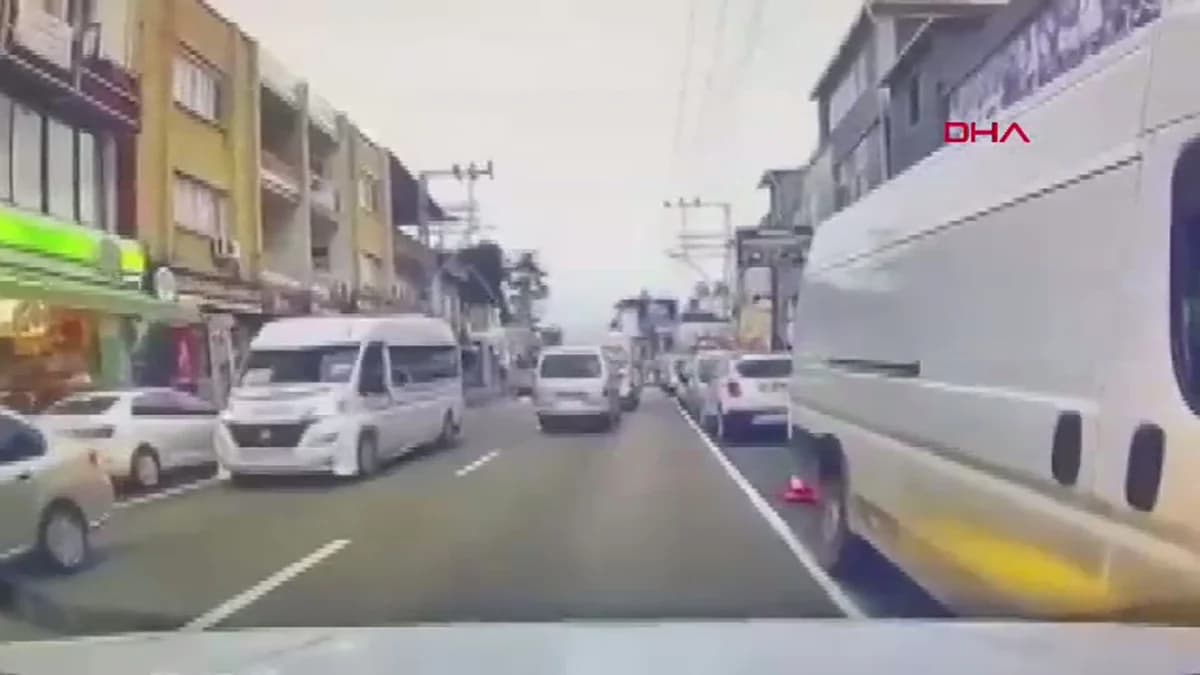 Adana’da TIR ile Otomobil Sürücüsünü Tehdit Eden Baba ve Oğul Tutuklandı