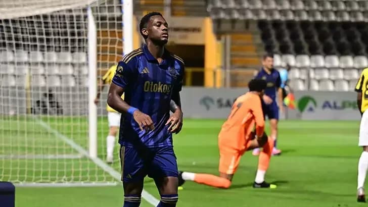Fenerbahçe’de Jhon Duran siftahı yaptı: İlk maçta 2 gol