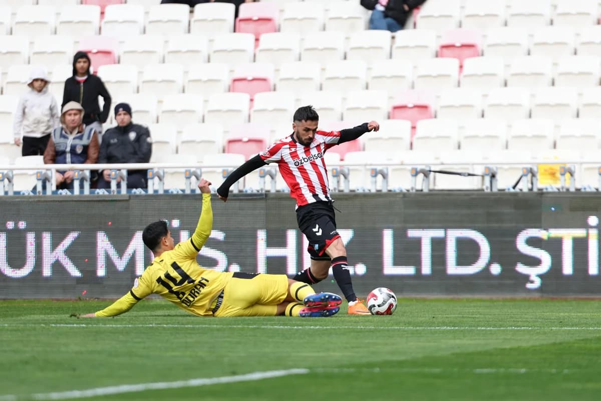 İstanbulspor, Sivasspor’u 3-1 Mağlup Etti